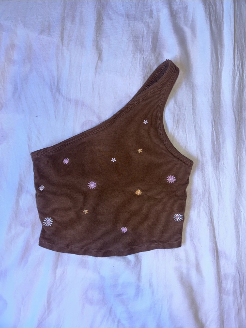 Pink Womenโs One-Shoulder Daisy Embroidered Crop Top Built in Bra- Brown